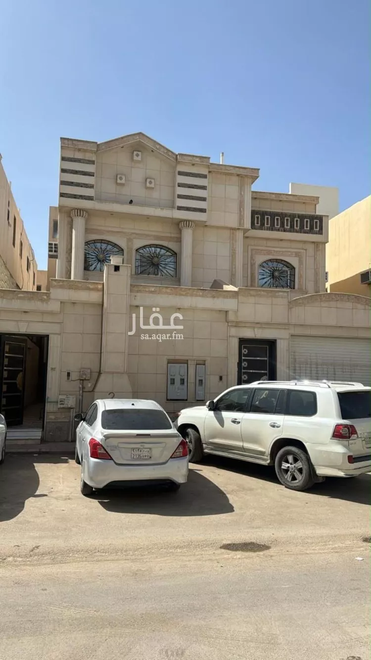 فيلا للبيع في شارع يحيى بن جزلة, حي الرمال, مدينة الرياض, منطقة الرياض