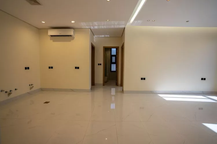 Floor for Sale in Riyadh Al Olaya