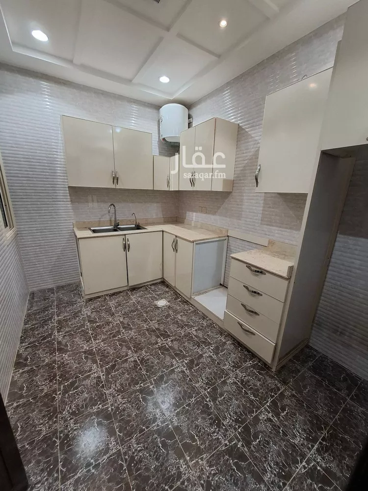 شقة للإيجار في شارع رقم 300, حي الياسمين, مدينة الرياض, منطقة الرياض صورة 2