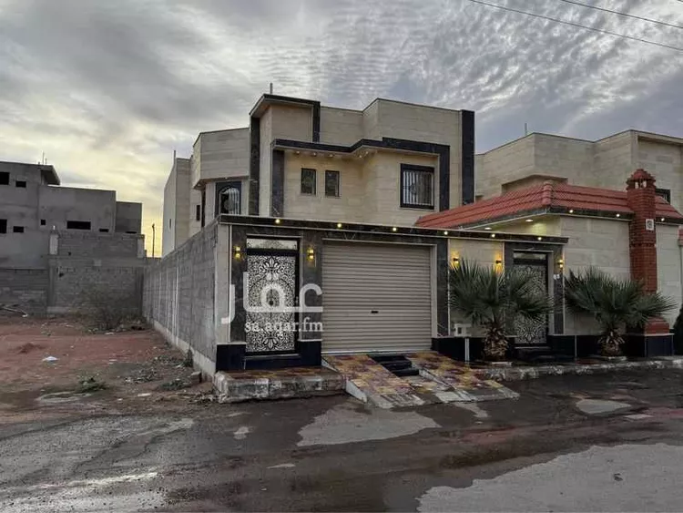 فيلا للإيجار في شارع طلحة ابن مالك ، حي الرصف ، حائل ، منطقة حائل صورة 2