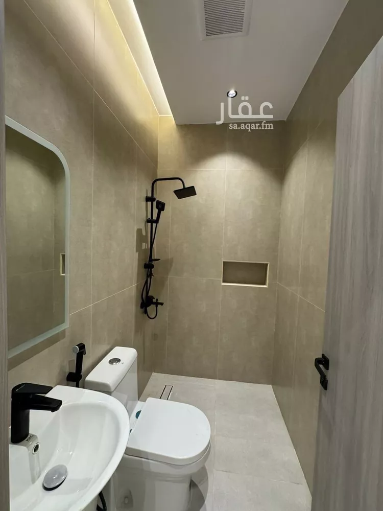 شقة للبيع في شارع العكرش, حي النزهة, مدينة جدة, منطقة مكة المكرمة صورة 5
