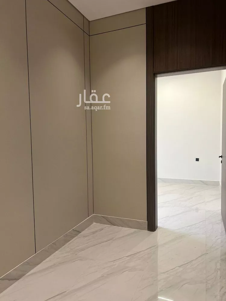 فيلا للبيع في شارع الشيخ خليفة بن حمد ال ثاني , حي المعيزيلة, مدينة الرياض, منطقة الرياض 9