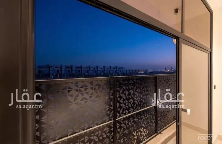 Floor for Sale in Riyadh Ar Rimal 15