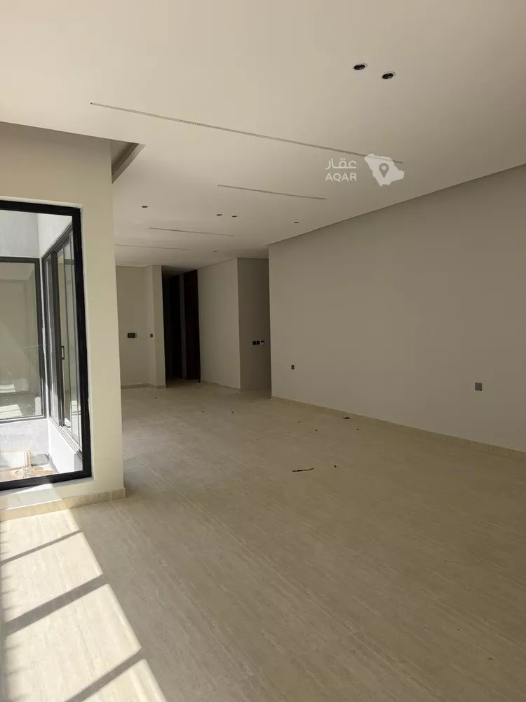 Floor for Sale in Riyadh Al Masif 4