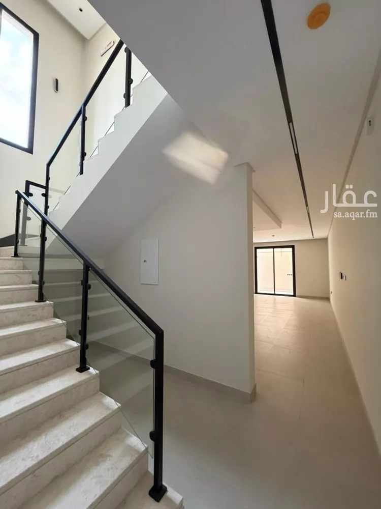 عمارة للبيع في شارع عبدالرحمن بن موسى, حي العارض, مدينة الرياض, منطقة الرياض صورة 3