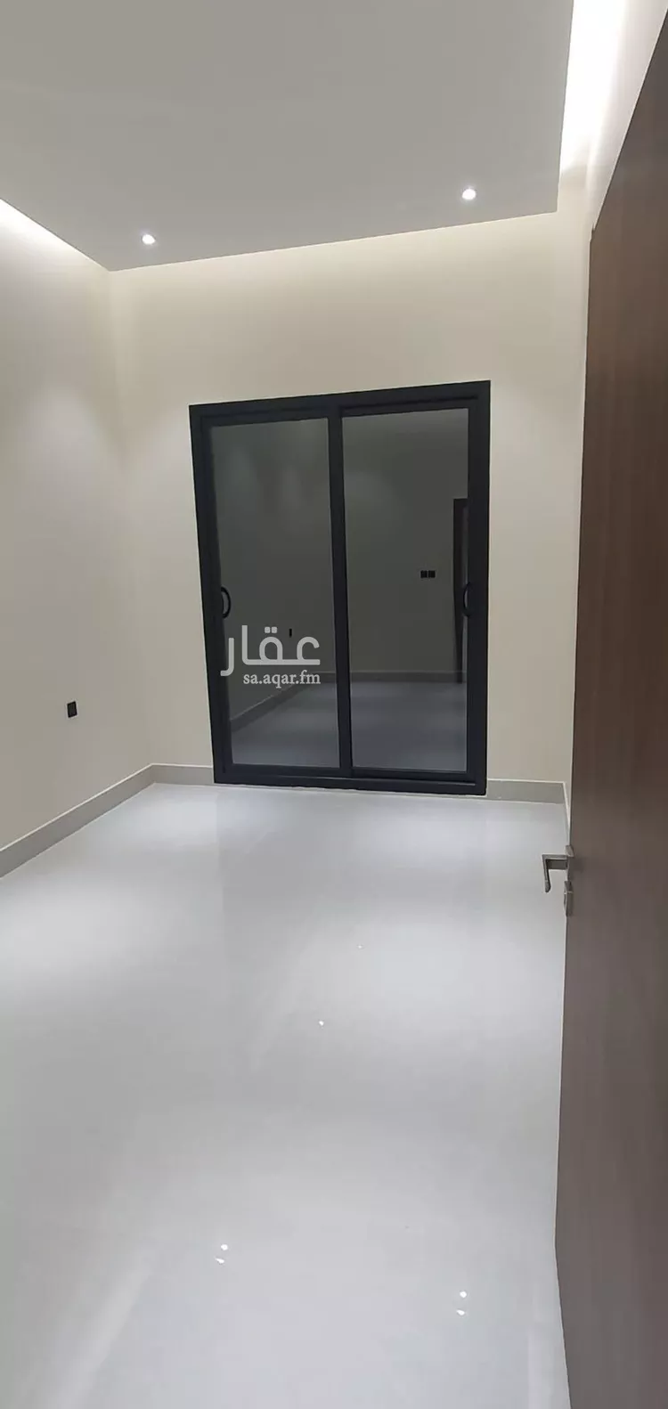 دور للبيع في شارع عبدالله بن قتادة, حي الروضة, مدينة الرياض, منطقة الرياض 6