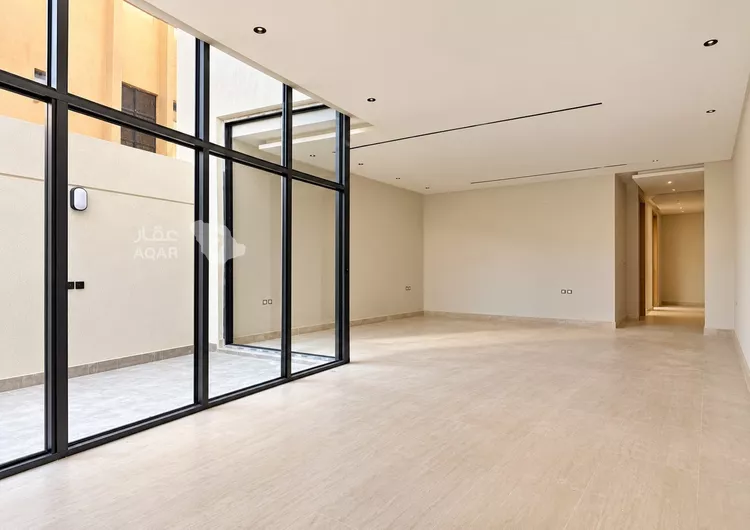Floor for Sale in Riyadh Ar Rawdah 3