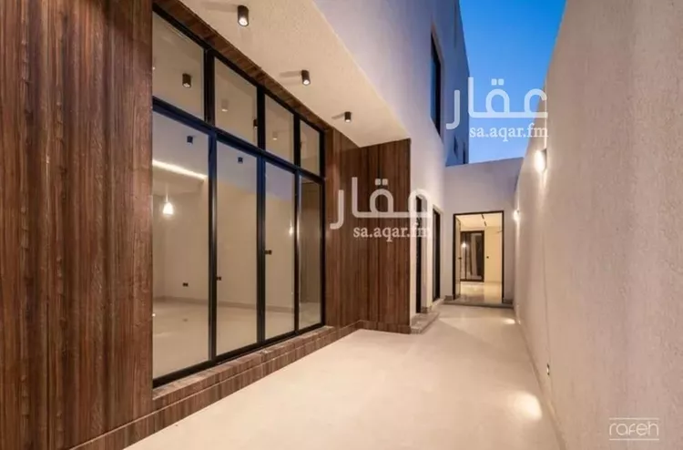 Floor for Sale in Riyadh Ar Rimal 21