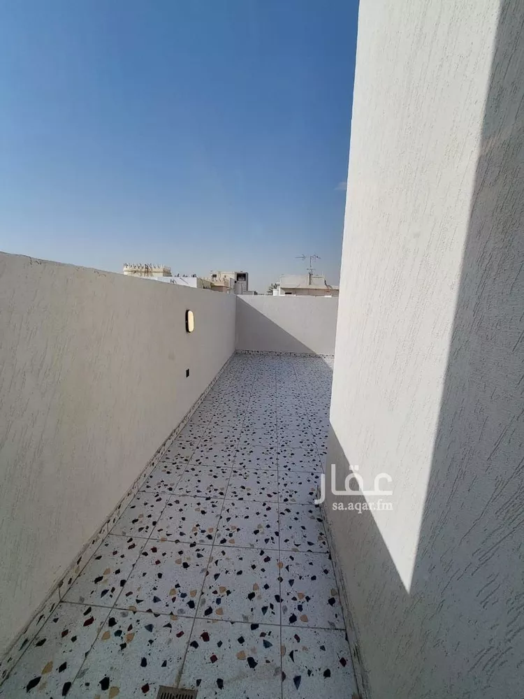 دور للبيع في شارع وادي خيبر, حي الروضة, مدينة الرياض, منطقة الرياض صورة 4