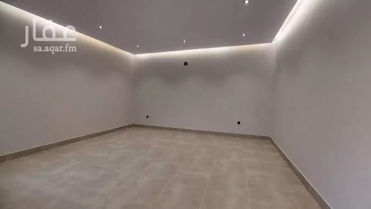 فيلا للإيجار في شارع 3267020, حي بدر, مدينة الرياض, منطقة الرياض 8