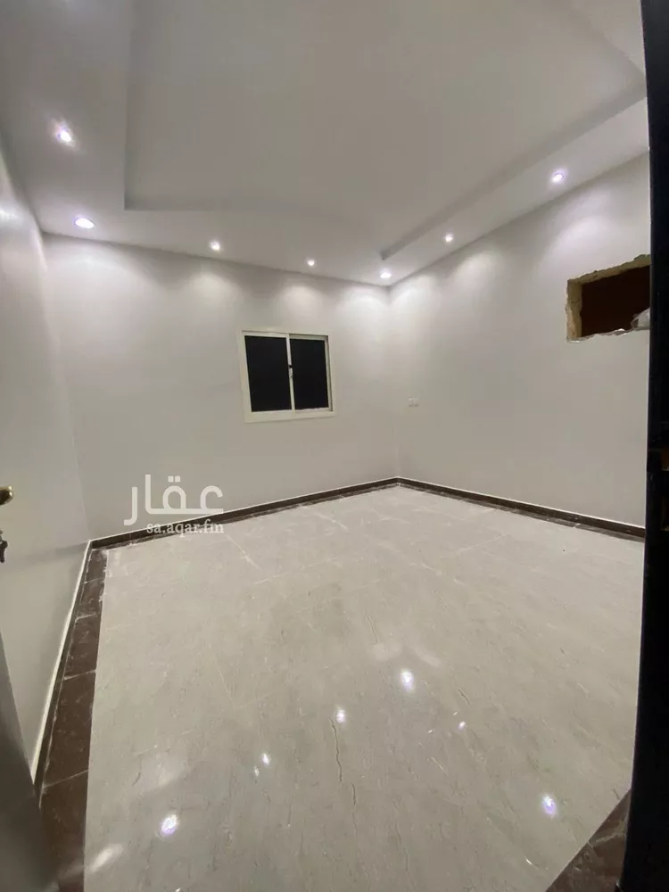 فيلا للإيجار في شارع حسن حسني عبدالوهاب, حي الرمال, مدينة الرياض, منطقة الرياض صورة 2