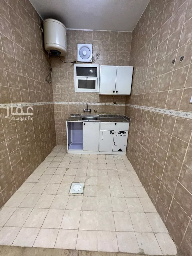 شقة للإيجار في شارع قلعة الفسطاط, حي إشبيلية, مدينة الرياض, منطقة الرياض