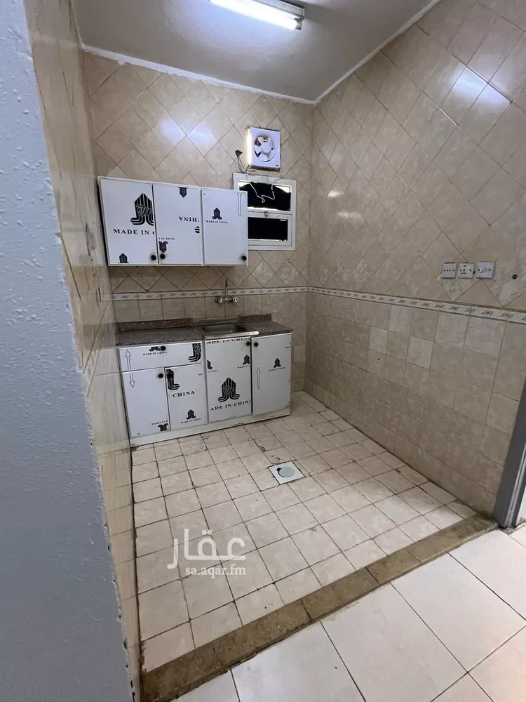 شقة للإيجار في شارع قلعة الفسطاط, حي إشبيلية, مدينة الرياض, منطقة الرياض