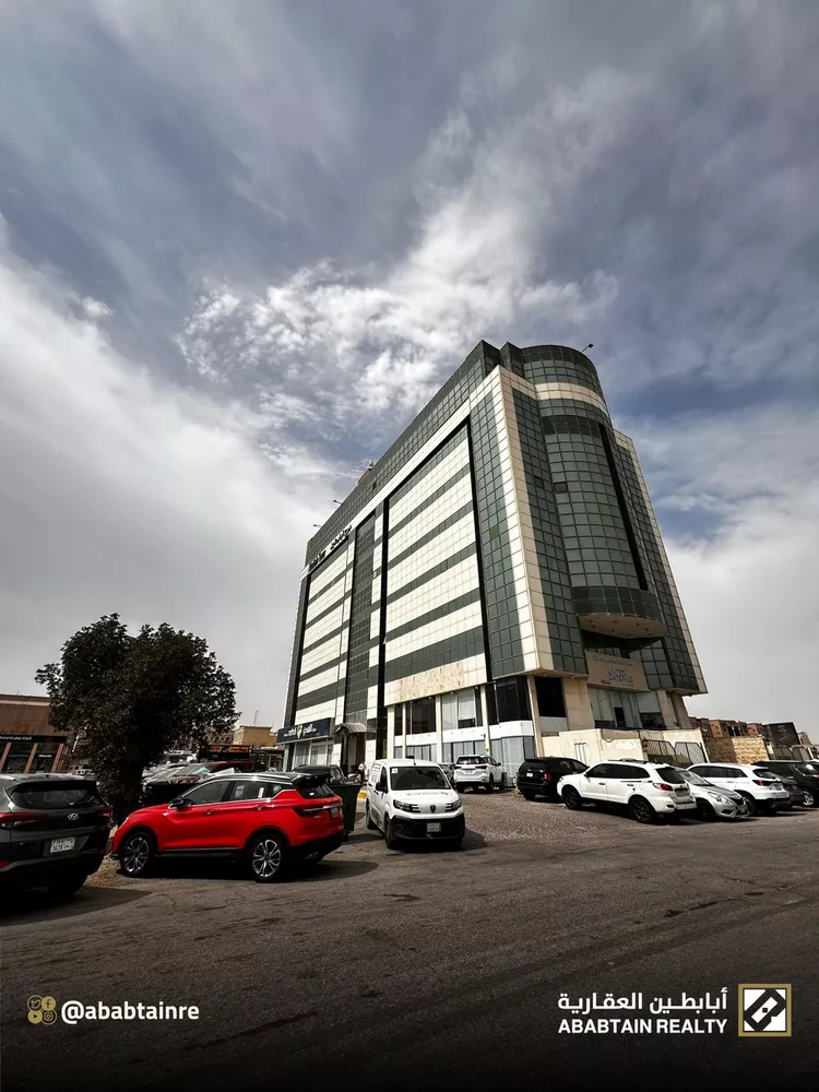 Commercial Office for Rent in Al Khobar Al Aqrabiyah صورة 2