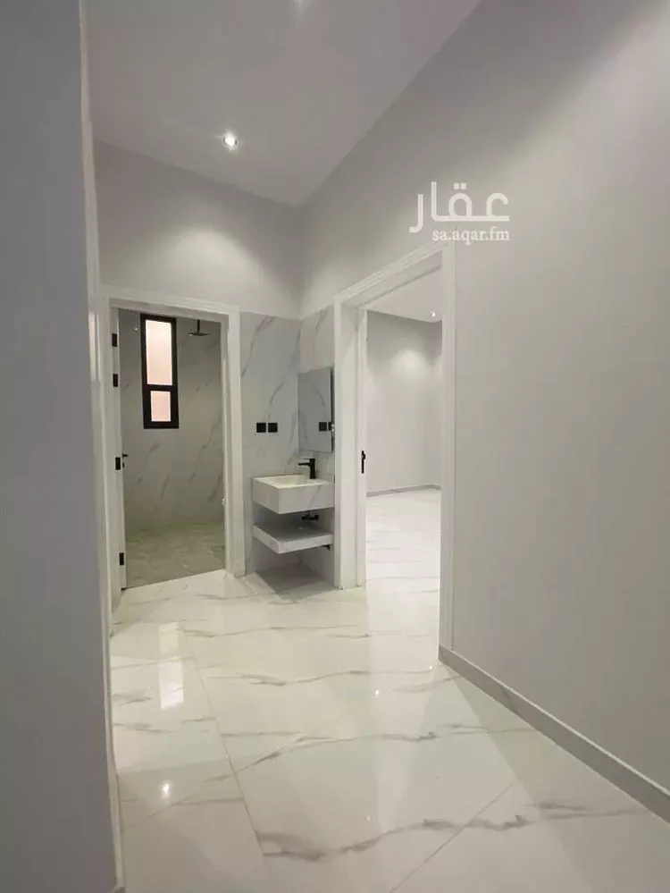 دور للبيع في شارع زينب الهلاليه, حي طويق, مدينة المزاحمية, منطقة الرياض 11