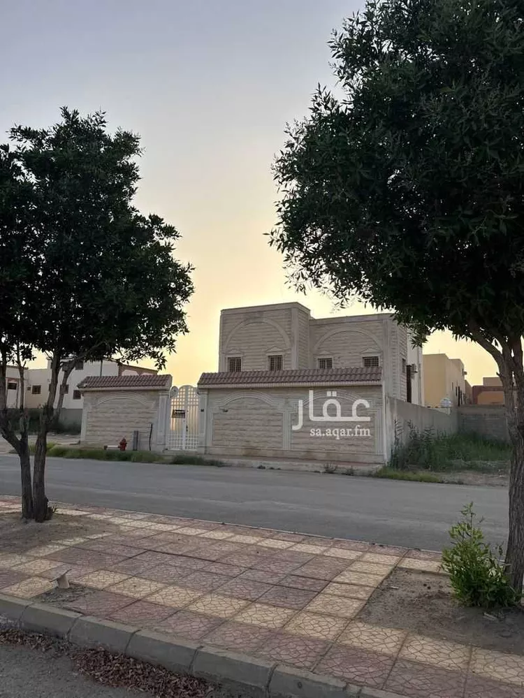فيلا للبيع في شارع 993325, حي الملك فهد, مدينة الدوادمى, منطقة الرياض