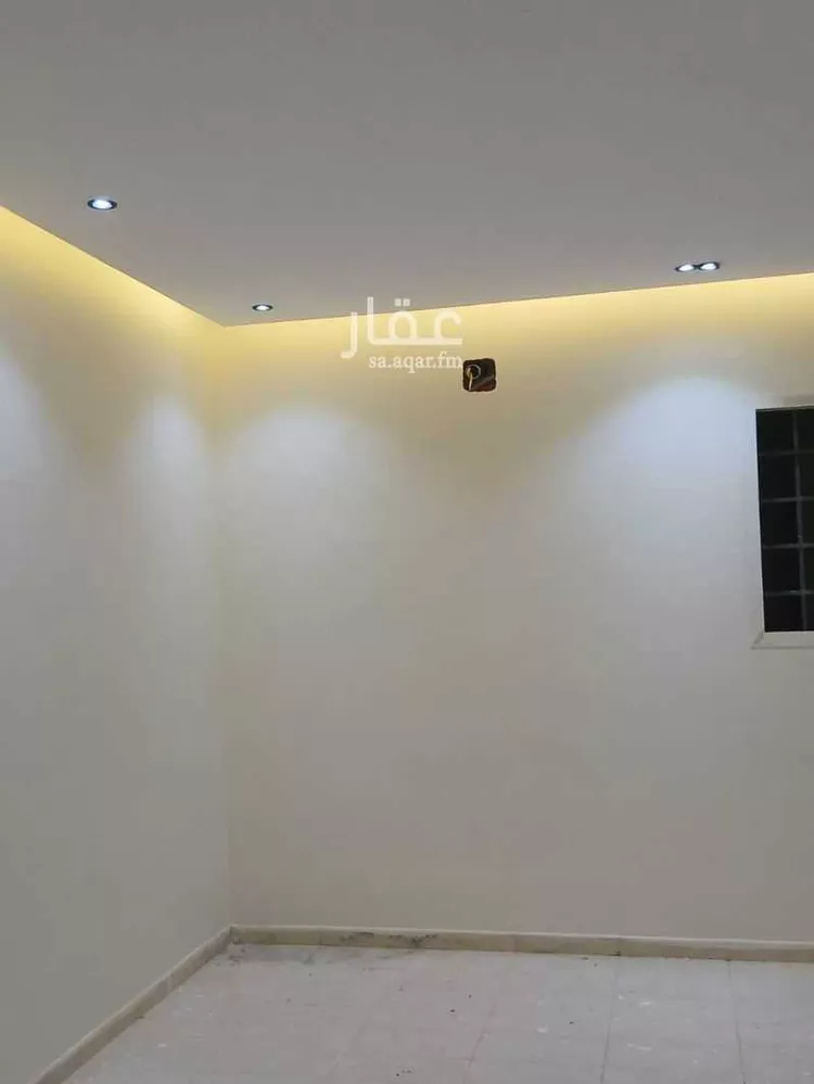 فيلا للإيجار في شارع عبدالرحمن بن أبي ياسر, حي الرمال, مدينة الرياض, منطقة الرياض