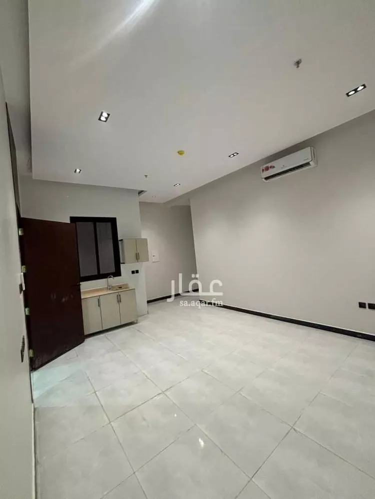 عمارة للإيجار في شارع المدائني, حي الرمال, مدينة الرياض, منطقة الرياض صورة 2