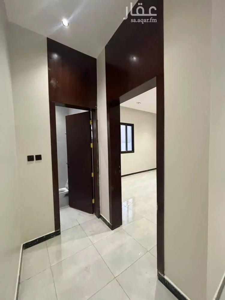 عمارة للإيجار في شارع المدائني, حي الرمال, مدينة الرياض, منطقة الرياض صورة 3