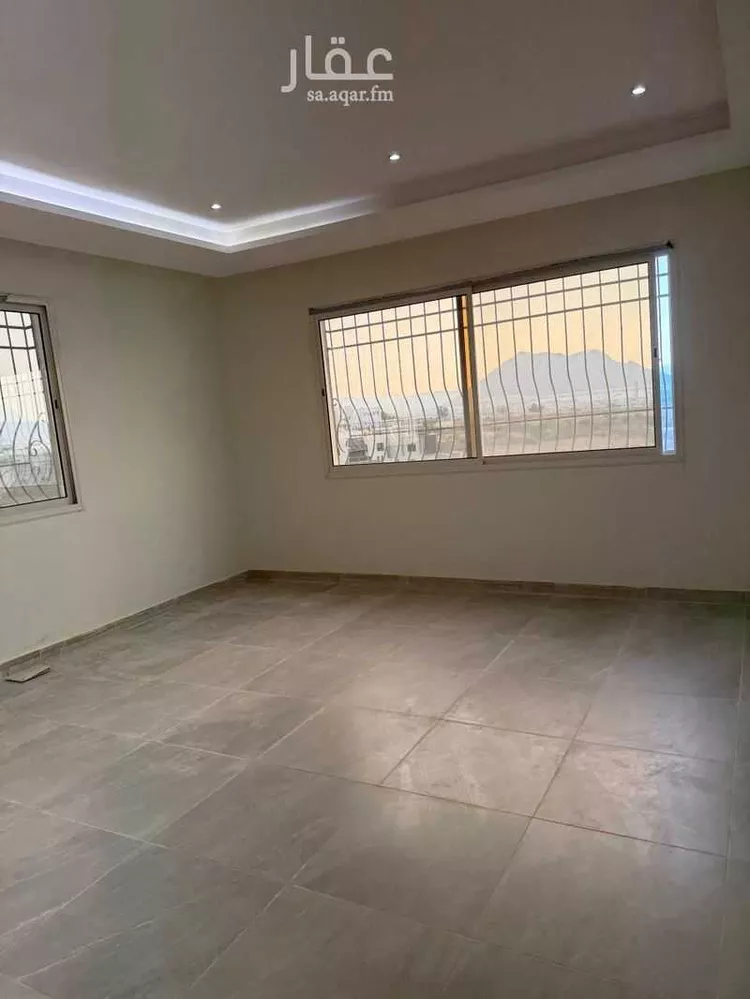 شقة للإيجار في شارع شارع هشام بن عامر, حي الضرس, مدينة محائل, منطقة عسير صورة 5