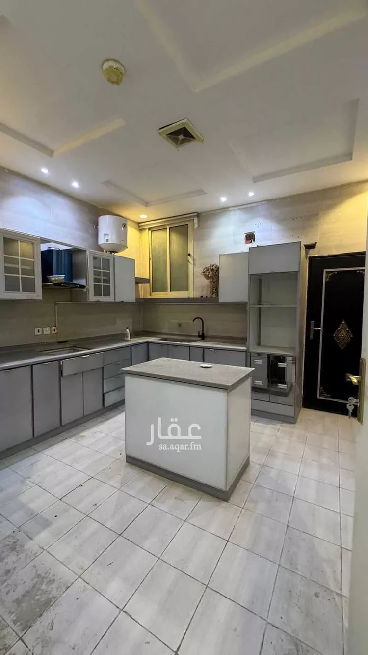 فيلا للإيجار في شارع أحمد بن محمد العتابي, حي الرمال, مدينة الرياض, منطقة الرياض 16