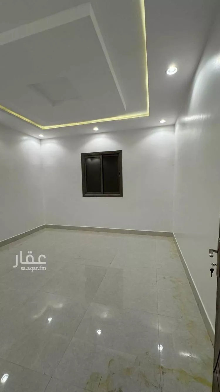 فيلا للإيجار في شارع محمد بن أحمد الفاسي, حي الرمال, مدينة الرياض, منطقة الرياض 25