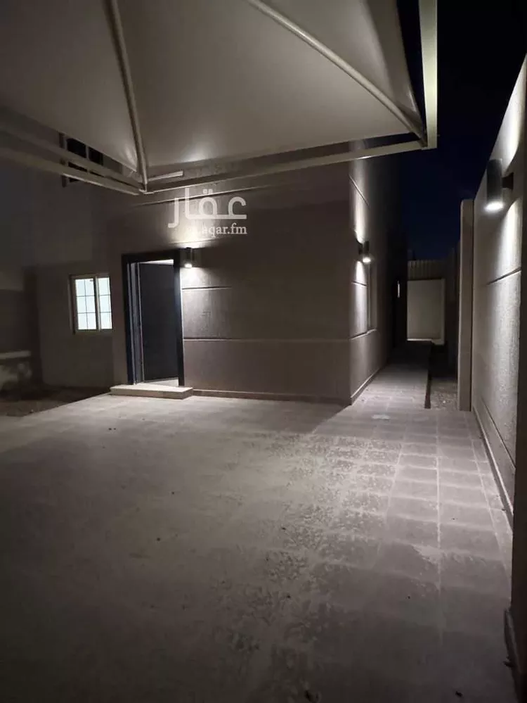 فيلا للإيجار في شارع علي بن عمر الحمامي, حي مطار الملك خالد الدولي, مدينة الرياض, منطقة الرياض صورة 3