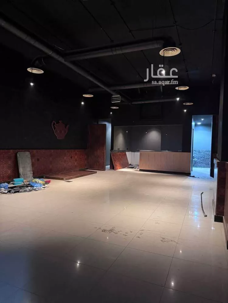 محل للإيجار في شارع الشيخ حسن بن حسين بن علي, حي إشبيلية, مدينة الرياض, منطقة الرياض صورة 4