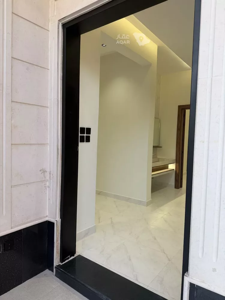 دور للبيع في شارع الراية, حي الندوة, مدينة الرياض, منطقة الرياض 4