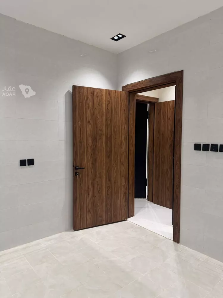 شقة للبيع في شارع الراية, حي الندوة, مدينة الرياض, منطقة الرياض 8