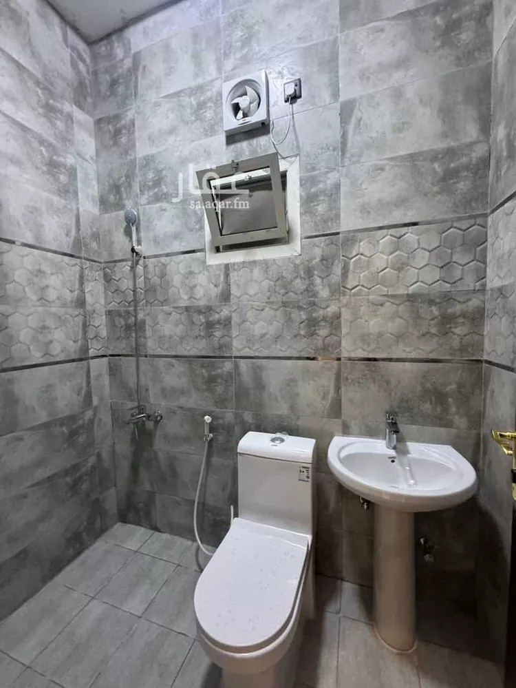 شقة للإيجار في شارع السادس عشر, حي العقربية, مدينة الخبر, المنطقة الشرقية صورة 3