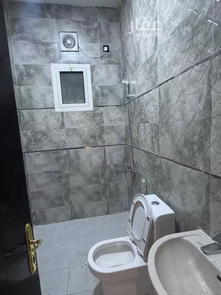 شقة للإيجار في شارع السادس عشر, حي العقربية, مدينة الخبر, المنطقة الشرقية