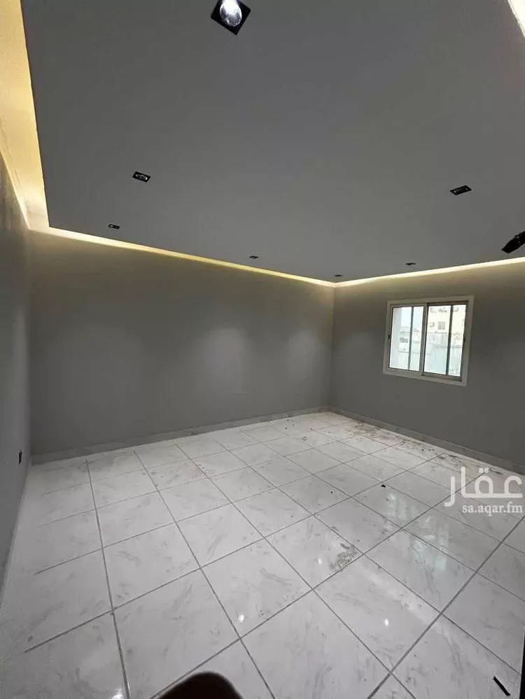 عمارة للإيجار في شارع السادس عشر, حي العقربية, مدينة الخبر, المنطقة الشرقية صورة 2