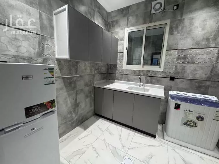 شقة للإيجار في شارع السادس عشر, حي العقربية, مدينة الخبر, المنطقة الشرقية