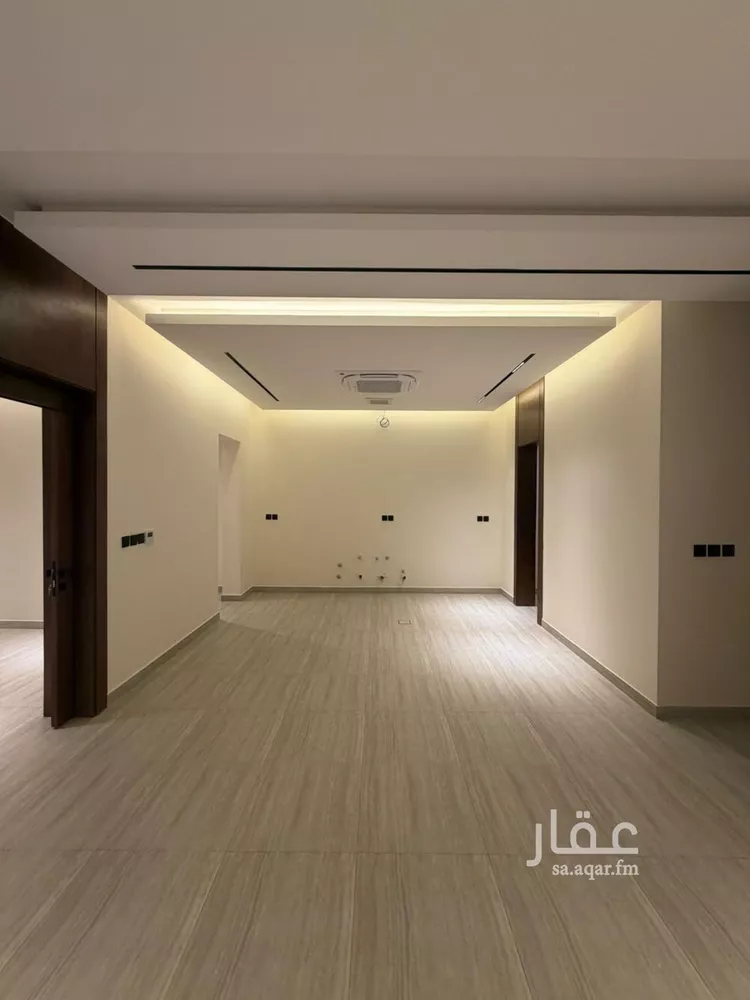 دور للبيع في شارع رقم 538, حي الملقا, مدينة الرياض, منطقة الرياض 16