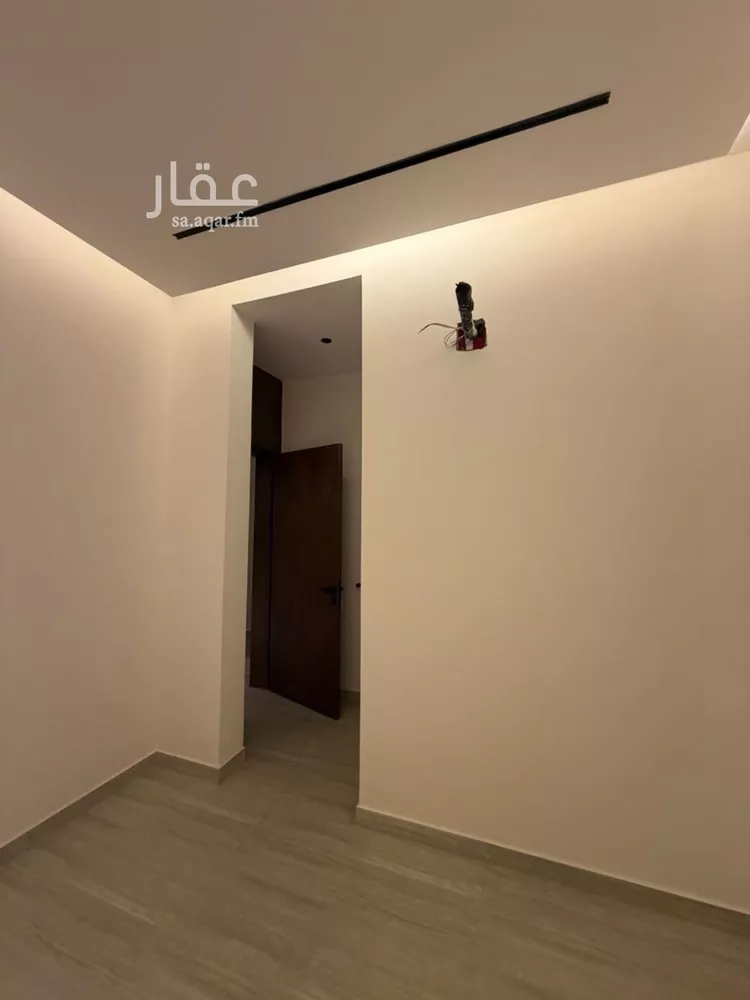 دور للبيع في شارع رقم 538, حي الملقا, مدينة الرياض, منطقة الرياض 9