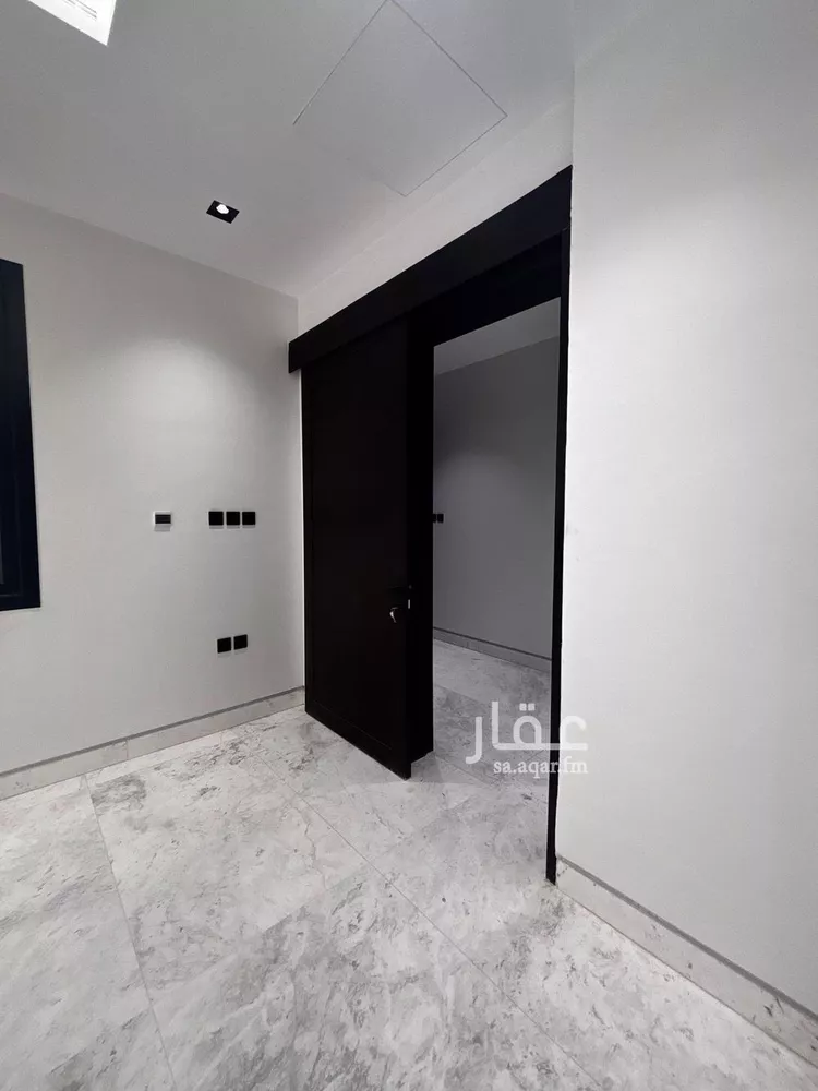 فيلا للبيع في شارع رقم 70, حي الملقا, مدينة الرياض, منطقة الرياض صورة 5