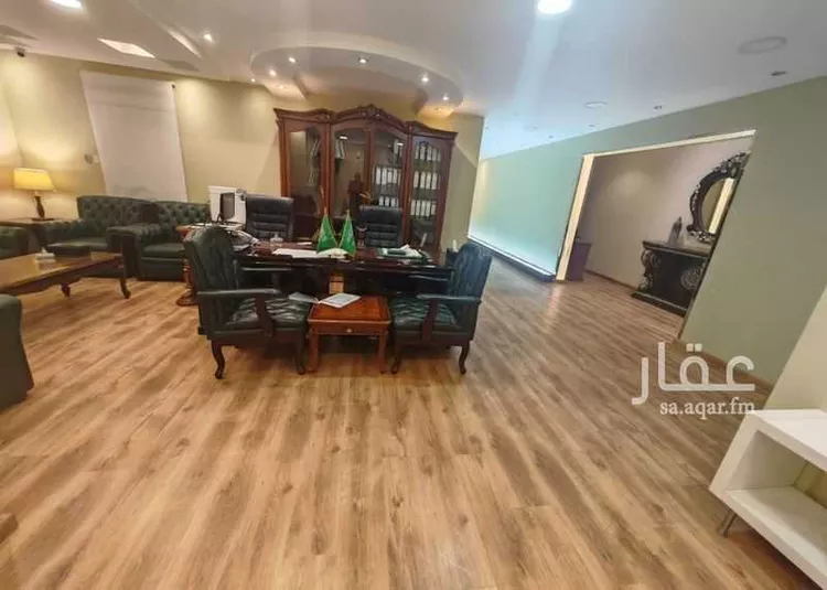 مكتب تجاري للإيجار في شارع العليا, حي الورود, مدينة الرياض, منطقة الرياض صورة 3