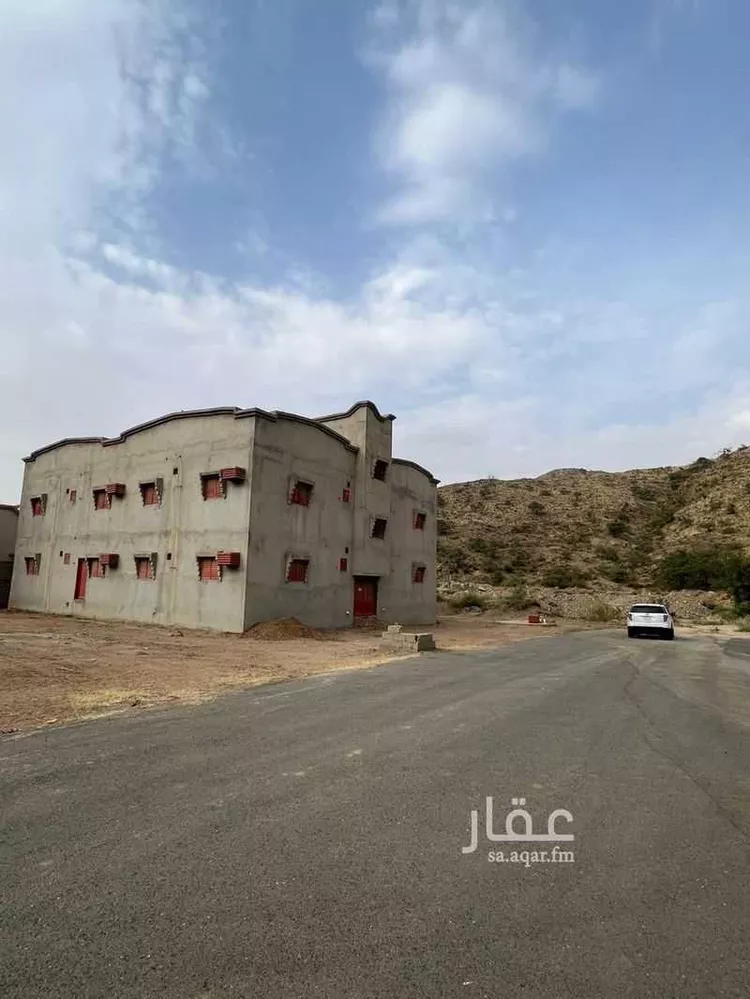 عمارة للبيع في حي الحمراء, مدينة البشائر, منطقة عسير صورة 2