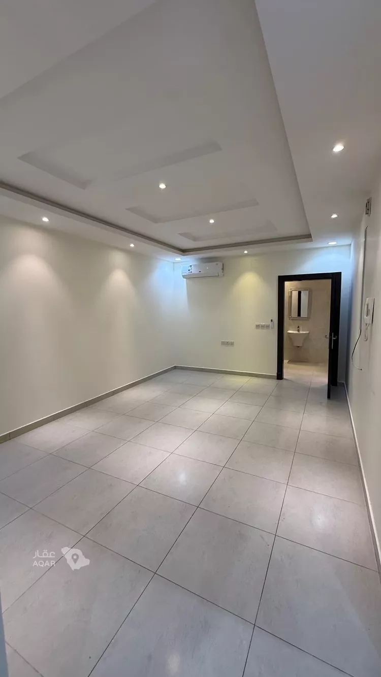 Floor for Rent in Riyadh Al Malqa 7