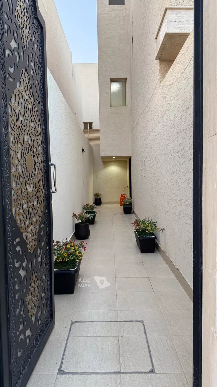 دور للإيجار في شارع رقم 308, حي الملقا, مدينة الرياض, منطقة الرياض صورة 2