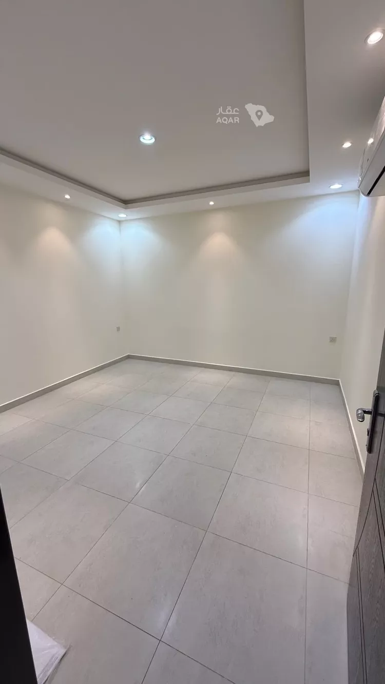 دور للإيجار في شارع رقم 308, حي الملقا, مدينة الرياض, منطقة الرياض صورة 5