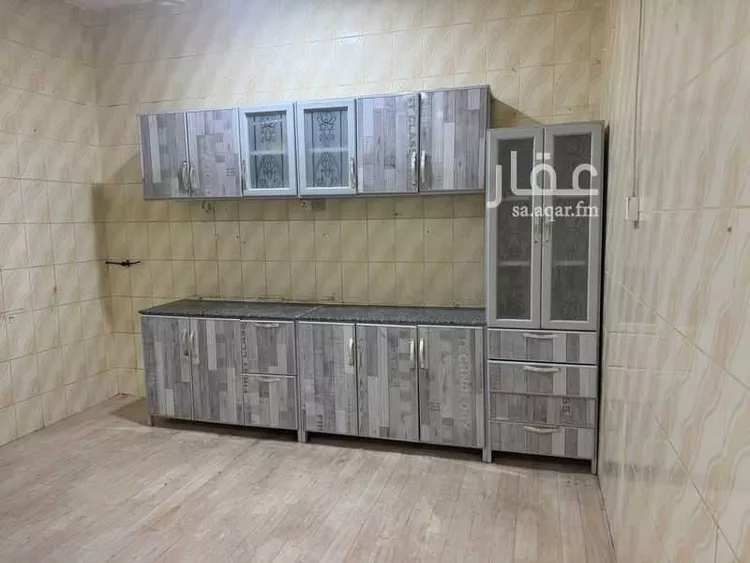 شقة للإيجار في شارع عمر ابن مسعود, حي الخالدية, مدينة الاحساء, المنطقة الشرقية صورة 4
