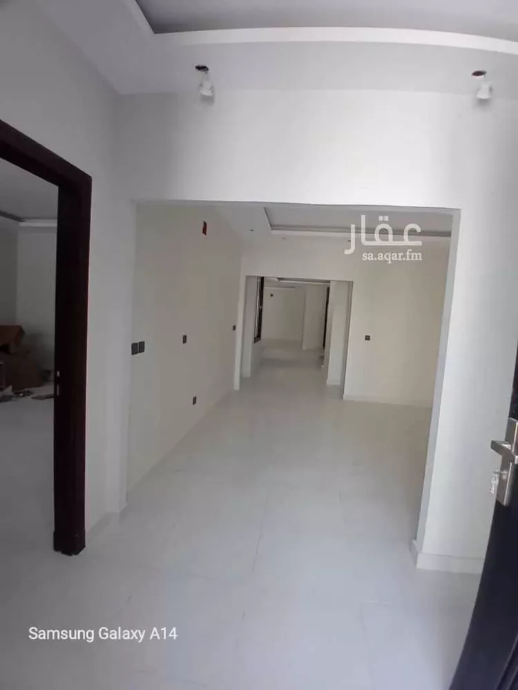 فيلا للإيجار في شارع الركاب ، حي الجنادرية ، الرياض ، منطقة الرياض صورة 5