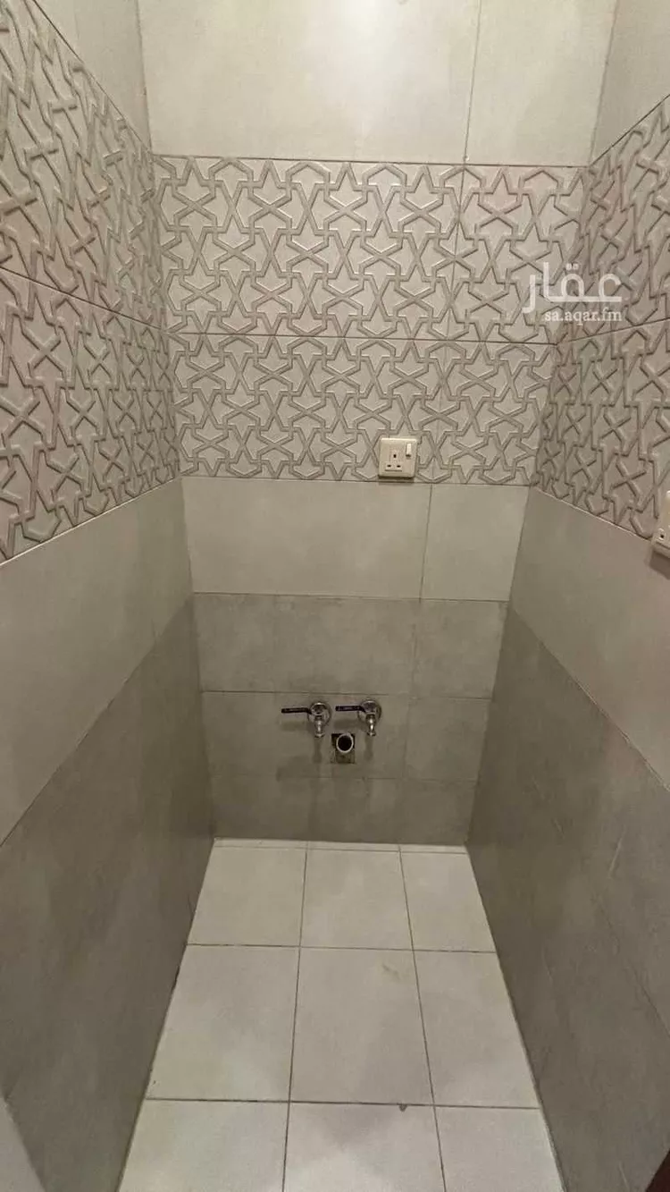 دور للإيجار في شارع ابراهيم المنزر ، حي الروضة ، جدة ، جدة صورة 4