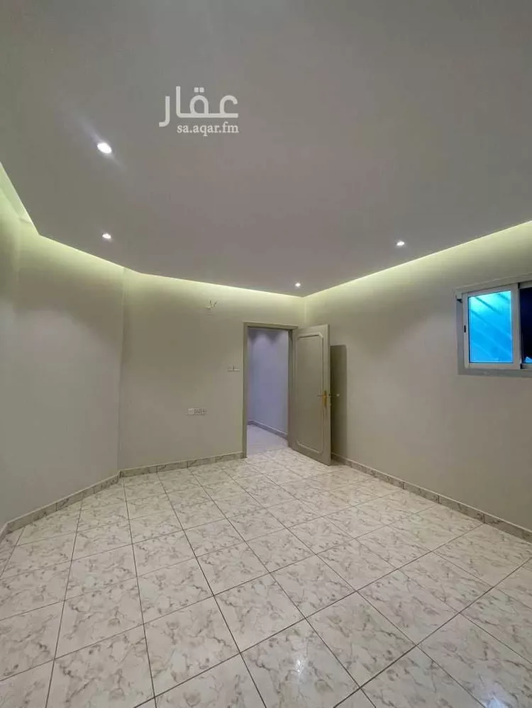 عمارة للإيجار في شارع محمد القصيبي, حي الملك فيصل, مدينة الرياض, منطقة الرياض صورة 3