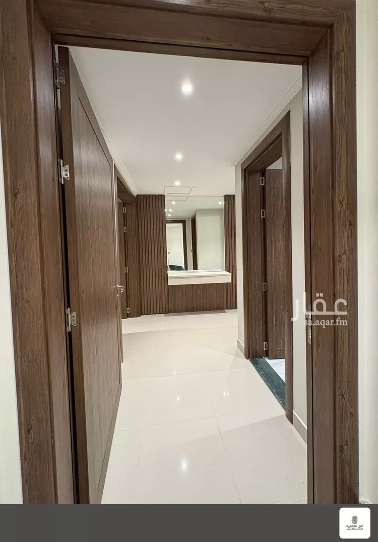 شقة للبيع في شارع ابن الشهاب, حي البندرية, مدينة الخبر, المنطقة الشرقية