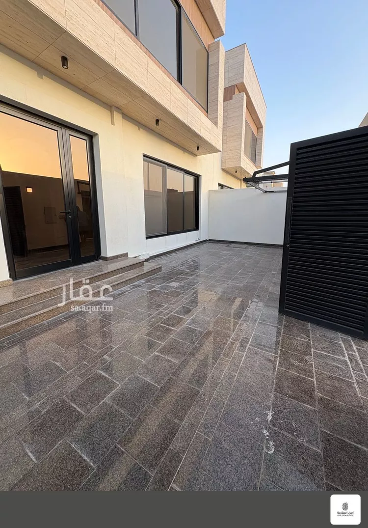فيلا للبيع في شارع زيد بن ثابت, حي الدوحة الجنوبية, مدينة الظهران, المنطقة الشرقية صورة 3