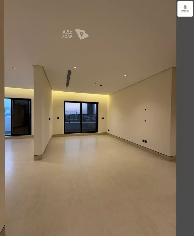 شقة للبيع في شارع الالمعي, حي البندرية, مدينة الخبر, المنطقة الشرقية 6