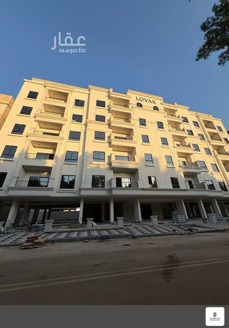 شقة للبيع في شارع الالمعي, حي البندرية, مدينة الخبر, المنطقة الشرقية